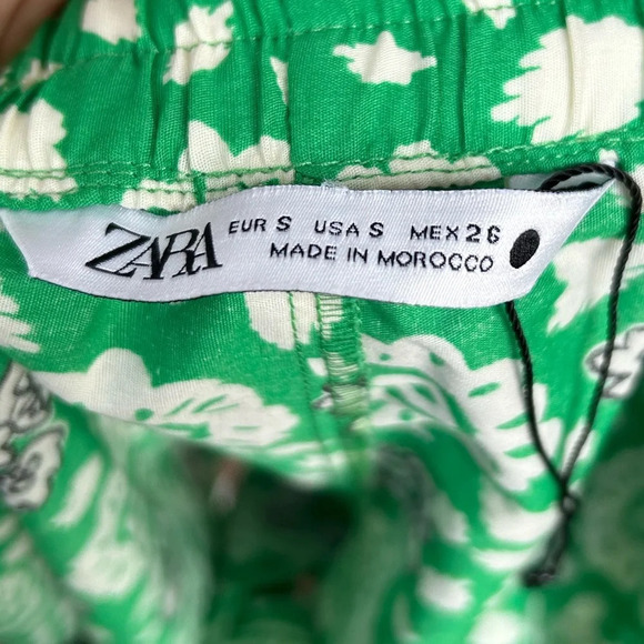 Zara Cotton  Handkerchief Shorts, size Small - Picture 9 of 9